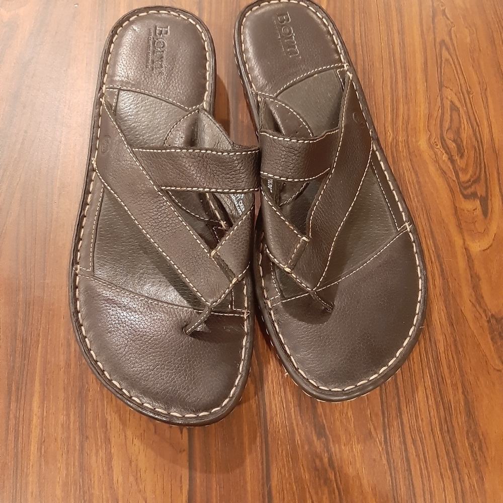 Born leather sandals